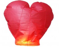 Небесный фонарик в форме сердца красного цвета - Академическая одежда в Екатеринбурге. Мантии и конфедератки.